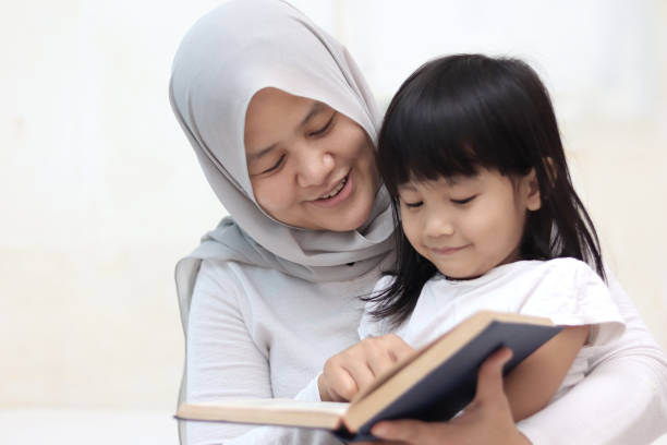 Membaca cerita bersama